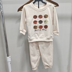 MiniOlie Cream Game Day Basketball Set